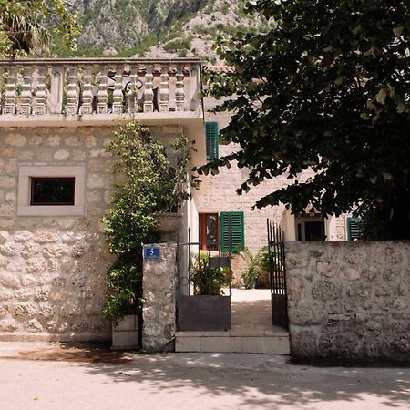 Mareta loft Apartment Kotor Luaran gambar
