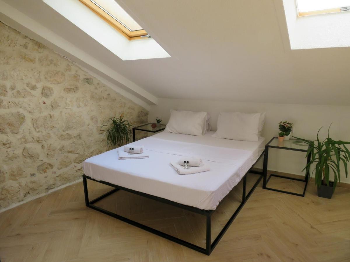 Mareta loft Apartment Kotor Luaran gambar