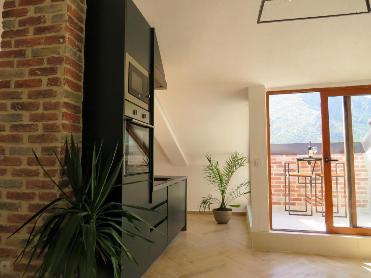 Mareta loft Apartment Kotor Luaran gambar